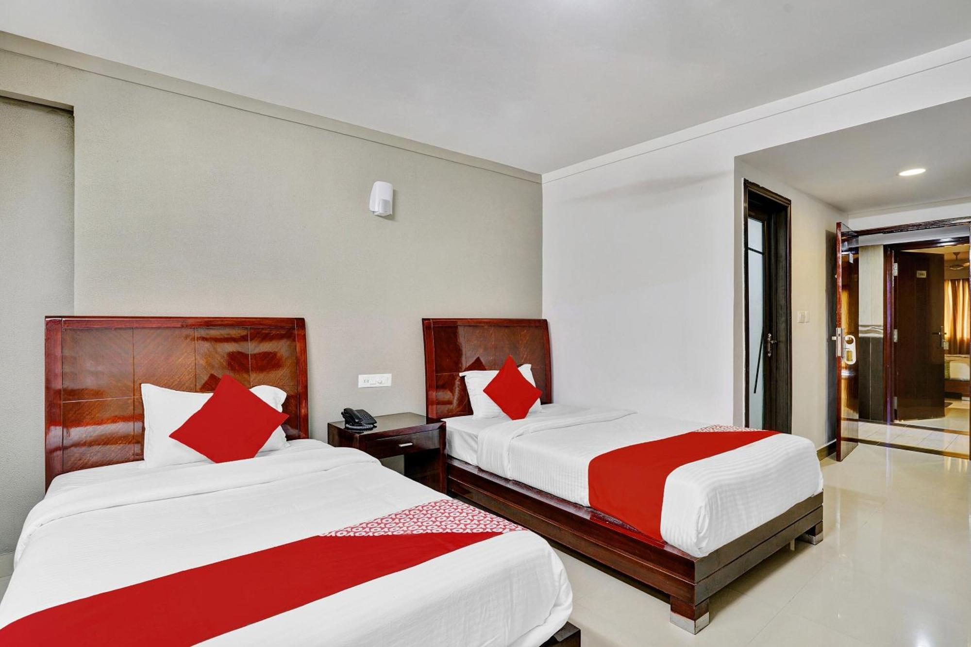 Hotel O Aec Residency Mararikulam Ngoại thất bức ảnh
