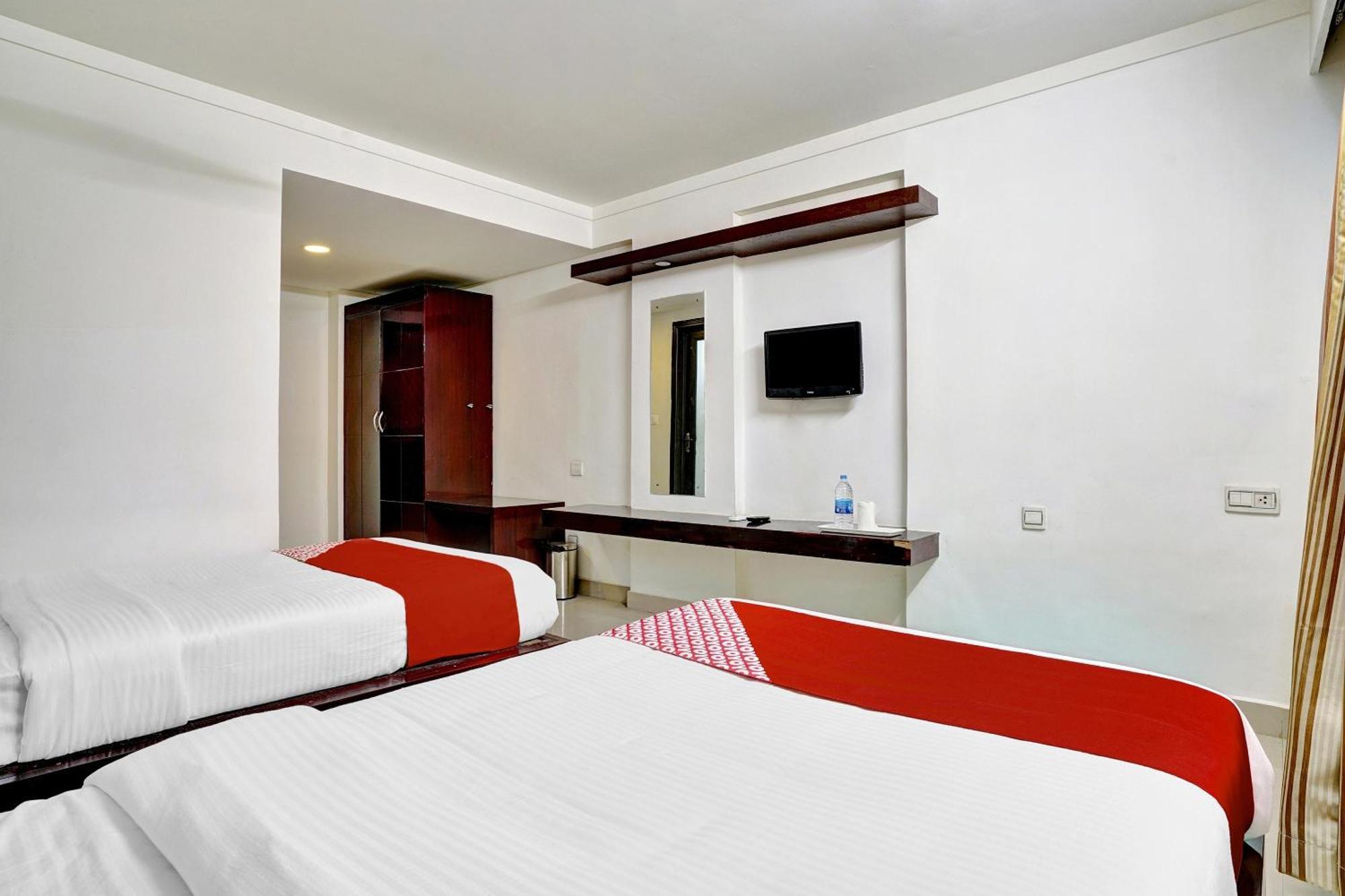 Hotel O Aec Residency Mararikulam Ngoại thất bức ảnh
