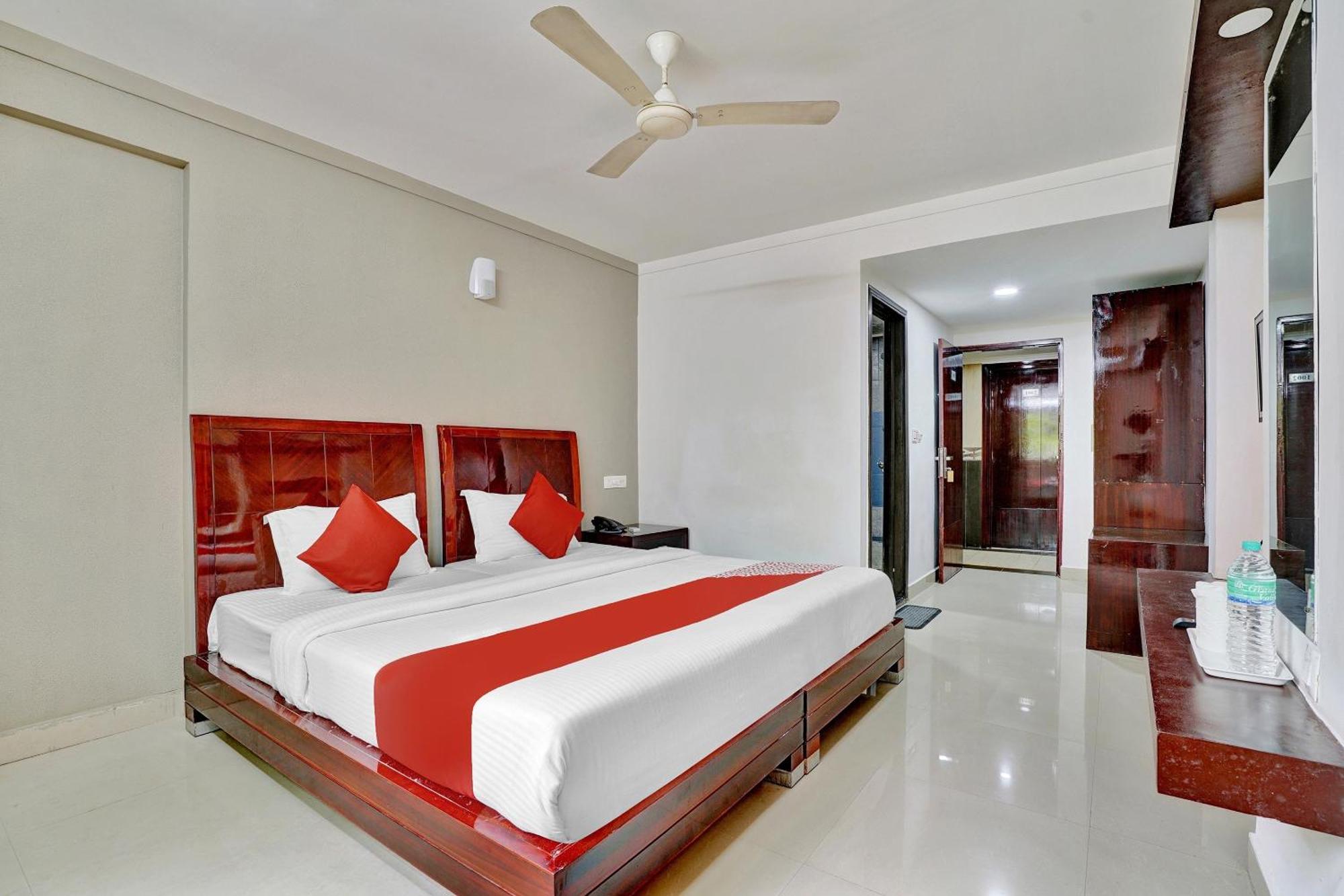Hotel O Aec Residency Mararikulam Ngoại thất bức ảnh